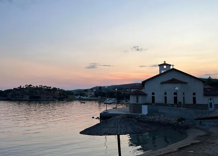 Aiolos Seaside Lägenhet *